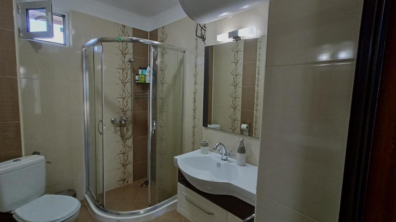 Nikolovi Home Apartments Pomorie Eksteriør bilde